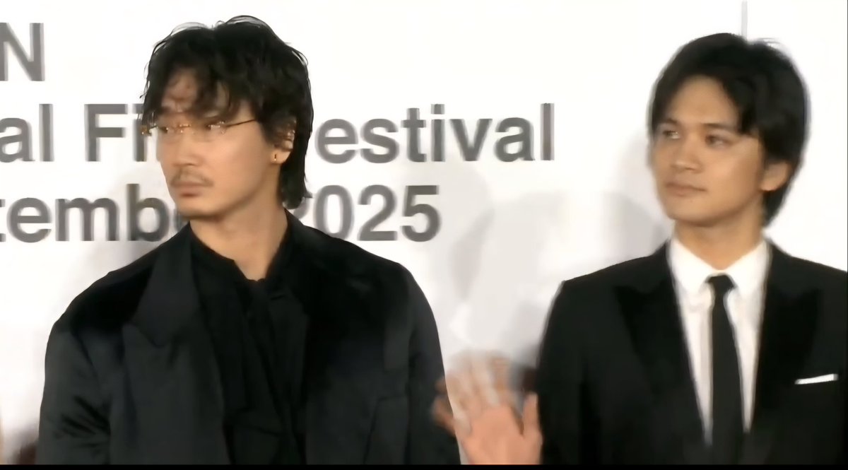綾野剛　年賀状ほか 綾野剛さんからの年賀状（注：妄想です） - カフェラテを飲み