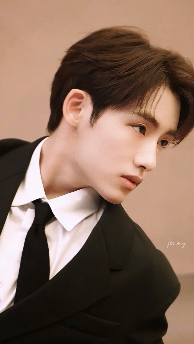 biepa__youwozai's tweet image. #WINWIN #董思成 #윈윈 #WINWINxAmiParis