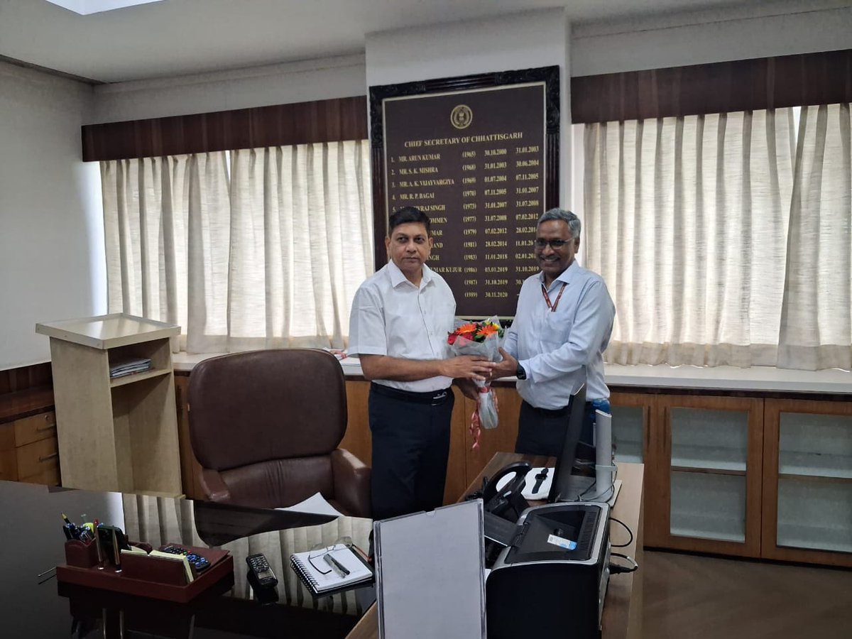 STPI Bhilai (@stpi_bhilai) on Twitter photo DG #STPIIndia met with Chief Secretary, Govt. Of Chhattisgarh <a href="/amitabhjn/">Amitabh Jain</a> and briefed about STPI services and initiatives.
<a href="/GoI_MeitY/">Ministry of Electronics & IT</a> <a href="/AshwiniVaishnaw/">Ashwini Vaishnaw</a> <a href="/JitinPrasada/">Jitin Prasada जितिन प्रसाद</a> <a href="/SecretaryMEITY/">S Krishnan</a> <a href="/stpiindia/">STPI</a> <a href="/arvindtw/">Arvind Kumar</a> <a href="/guptaa_sanjay/">Sanjay Kumar Gupta</a> DG #STPIIndia met with Chief Secretary, Govt. Of Chhattisgarh <a href="/amitabhjn/">Amitabh Jain</a> and briefed about STPI services and initiatives.
<a href="/GoI_MeitY/">Ministry of Electronics & IT</a> <a href="/AshwiniVaishnaw/">Ashwini Vaishnaw</a> <a href="/JitinPrasada/">Jitin Prasada जितिन प्रसाद</a> <a href="/SecretaryMEITY/">S Krishnan</a> <a href="/stpiindia/">STPI</a> <a href="/arvindtw/">Arvind Kumar</a> <a href="/guptaa_sanjay/">Sanjay Kumar Gupta</a>