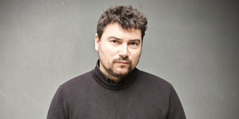 themoviewaffler's tweet photo. "If we don't adapt these stories, they risk being forgotten."
Read @filmclubchs's interview with GHOST TRAIL writer/director Jonathan Millet at https://t.co/wdiybYxvKS
#GhostTrail #JonathanMillet #interviews #film #movies https://t.co/FOn2ooUCq8