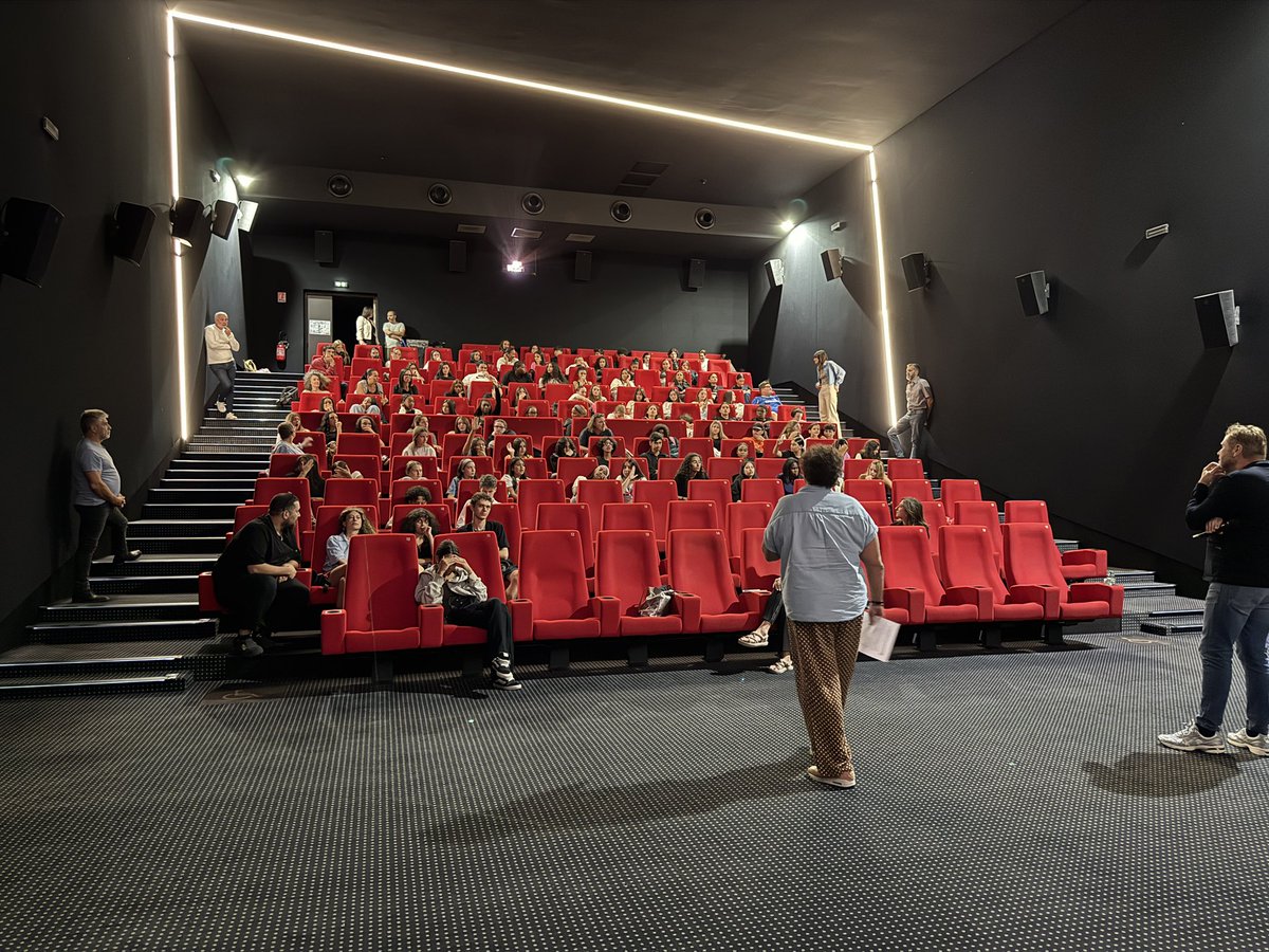 🎬 Séance de cinéma puissante, ce matin au <a href="/pathefrance/">Pathé France</a> Joliette à Marseille 

200 élèves marseillais ont assisté à l’avant-première de TKT, un film sans filtre sur le harcèlement scolaire &amp; le cyberharcèlement ❌

👉 La projection s’est suivie d’un ciné débat animé par Maryline