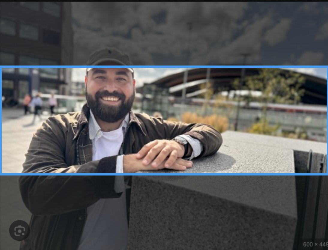 Noen som vet hvordan jeg får plass til dette i Twitter-headeren min?