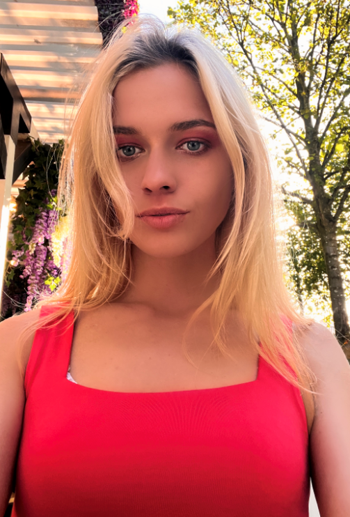 Only69emma's tweet photo. I Like that color!😋
#model #onlyfans #teen #teen1 #hot #sexy #hotgirl #fans #girls2025 #teen8 #shows #hottest #fans  #sexy #girl #blonde https://t.co/Knmrnmj1Ch