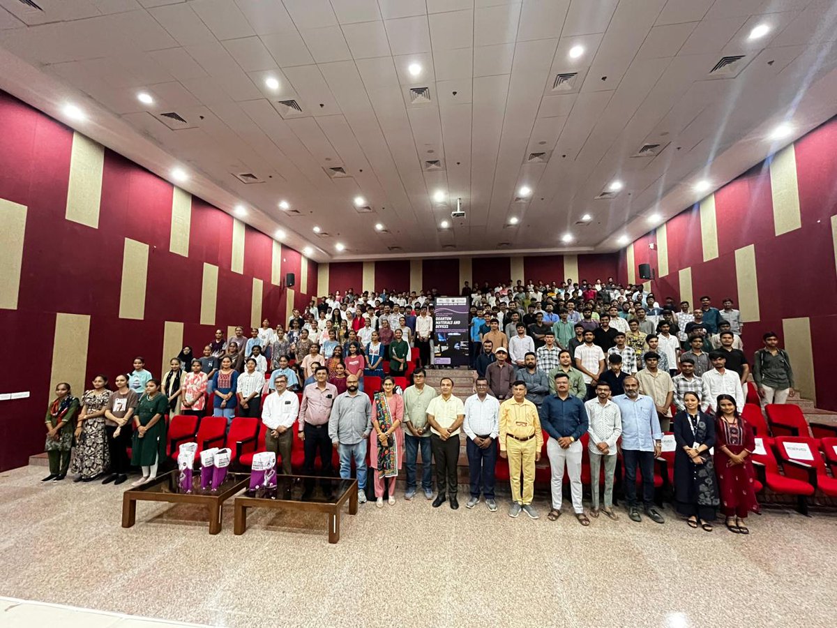RSCBhavnagar's tweet photo. As a part of celebration of @QuantumYear2025 @InfoGujcost organized special outreach program @RSCBhavnagar on #Quantum Materials and Devices. Experts from SAC @isro and @PRLAhmedabad ignited the young participants came from various institutes of Bhavnagar to attend the event. https://t.co/2Y6W1fY4E6