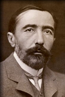 Bibliomaniatico's tweet photo. "Creí que era una aventura y en realidad era la vida".

Joseph Conrad. https://t.co/EqkuLWx0sB