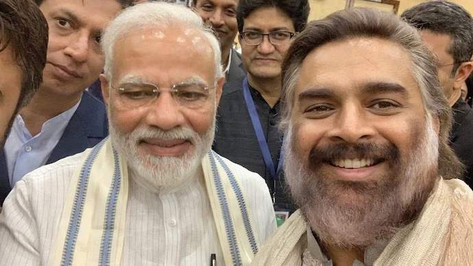 iamanevm's tweet photo. @MumbaichaDon @narendramodi I think #Madhavan was talking about this #selfie with #ModiJee
#HappyBirthdayModiji https://t.co/BTIw3V4kex