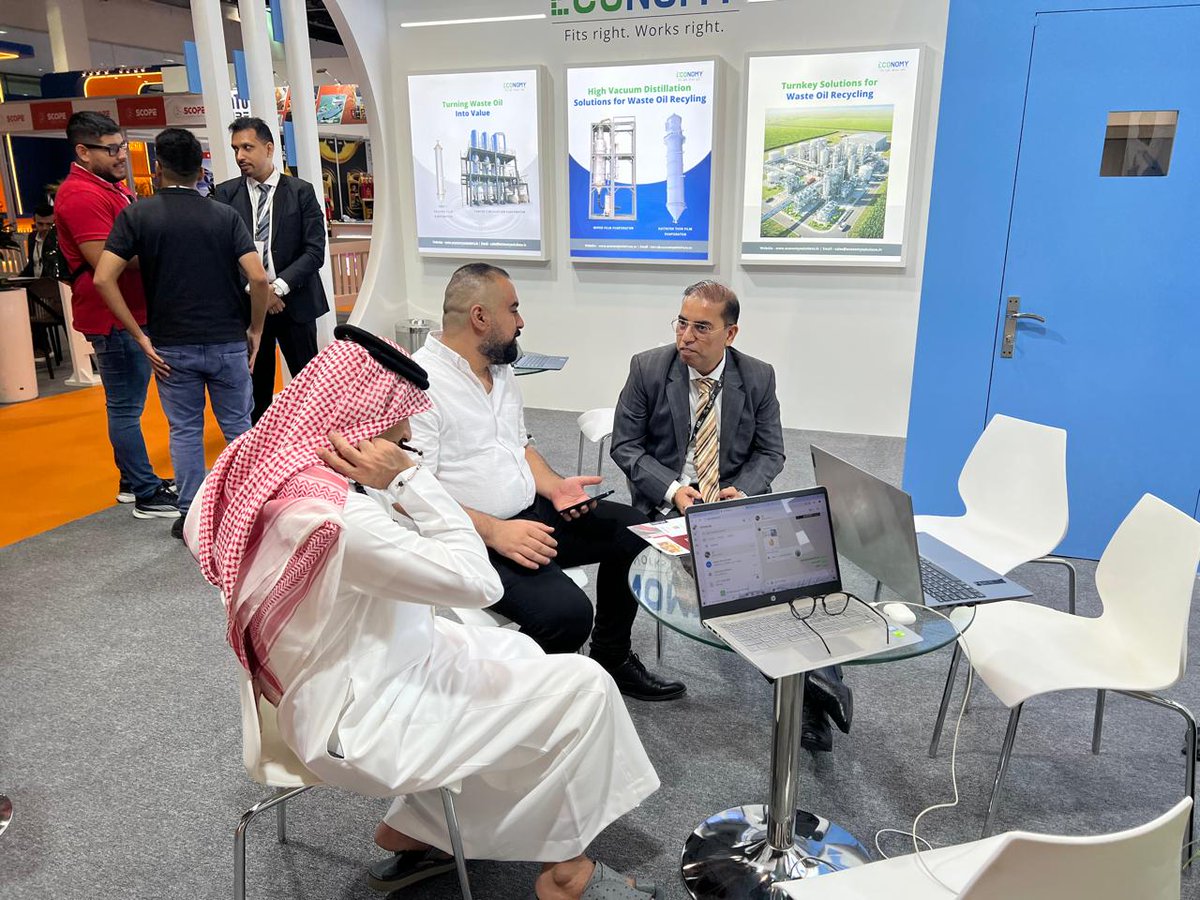 Economyprocess's tweet image. Last few hours at #BOLAT2025!
Thank you to everyone who visited us at Stall B230.
If you haven’t yet, this is your final chance to explore our vacuum & process solutions for the lubricants & additives industry.
#VacuumTechnology #ProcessSolutions