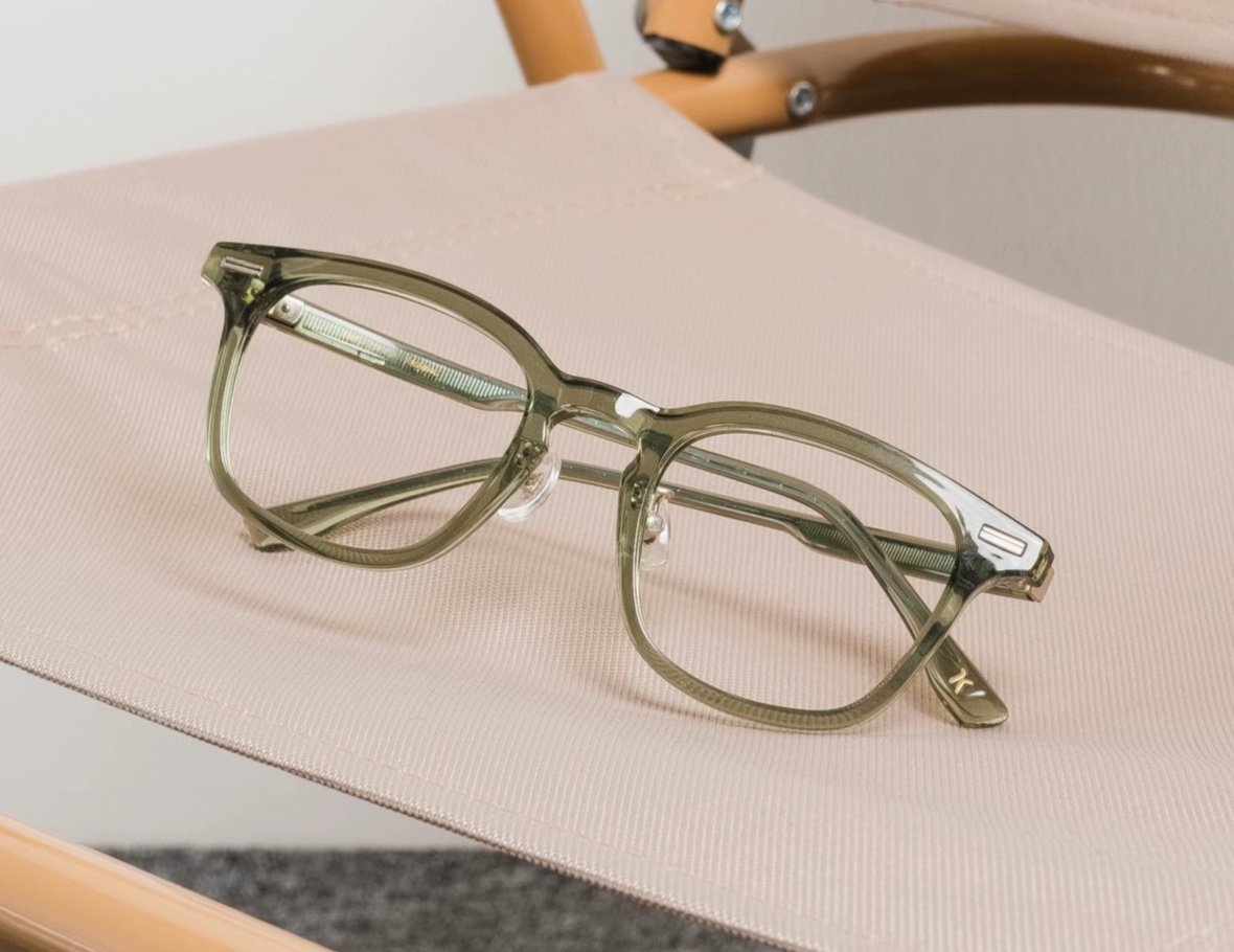 hanbyl_'s tweet image. If you are looking for glasses, maybe this could be your choice✨️