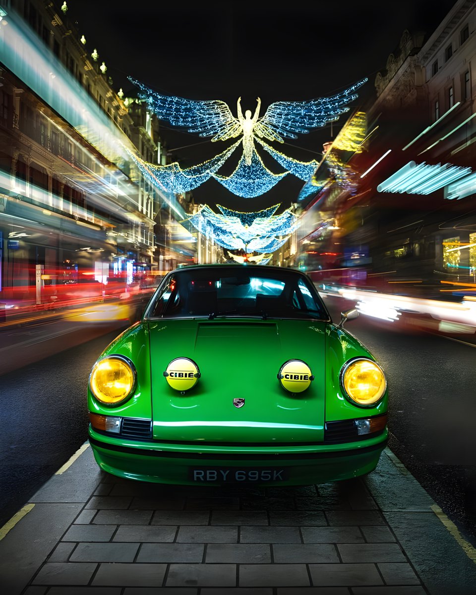 🎄#Porsche #Christmas @ #Farnborough Airport
📅 Sat 13 Dec

🔥 A full Porsche line-up you won’t want to miss!

🎟 Tickets now on sale! porscheclubgb.com/porsche-christ… 👨‍👩‍👧 Under-16s go FREE