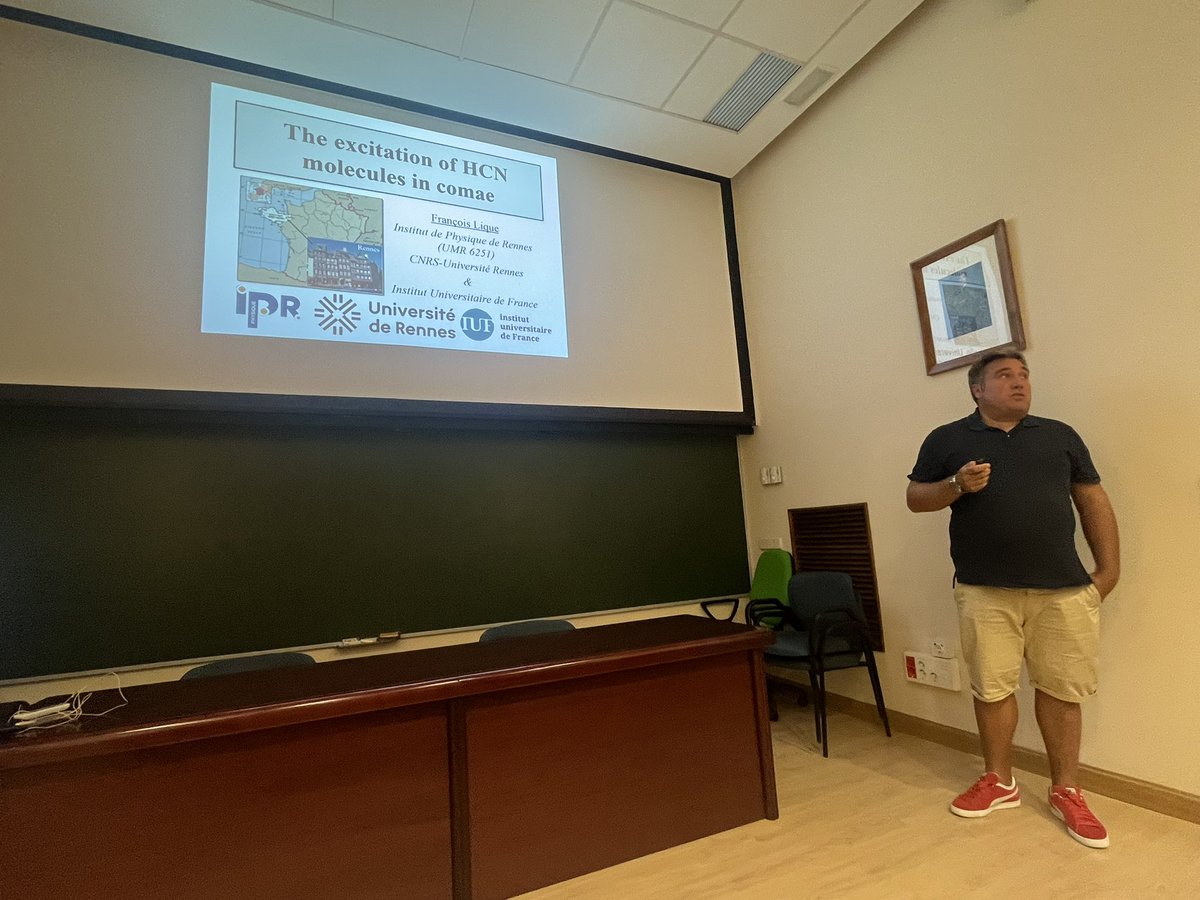 Es el turno de François Lique de la <a href="/RennesUniv/">Université de Rennes</a> que habla de Collisional Excitarion of cometary molecules #SECSMol <a href="/CSIC/">CSIC</a> #IFF #CampusSerrano