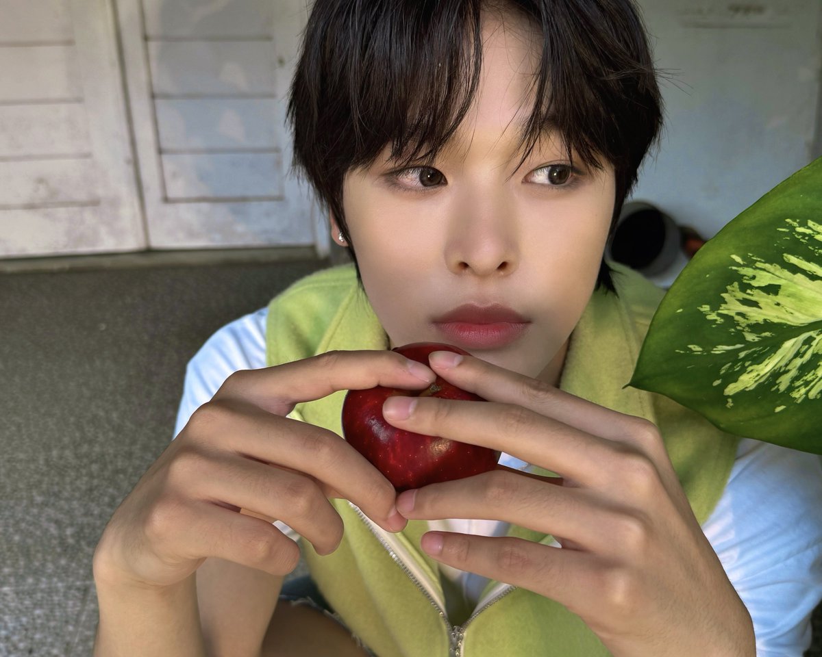 we found col✮r

#NCTWISH #COLOR
#NCTWISH_COLOR