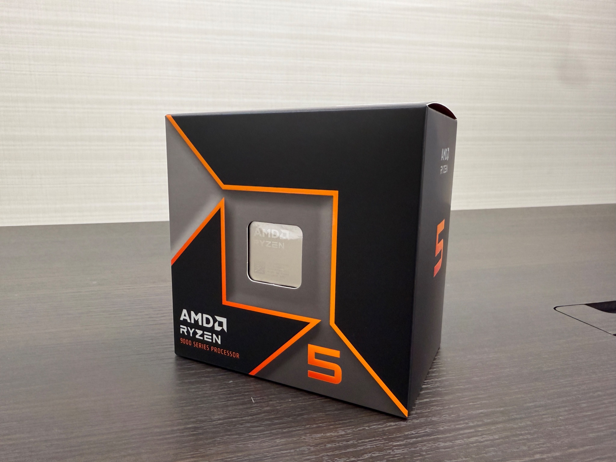 コリンシアン バッジョ 金台座 未開封 ミラン 激レア コリンシアン