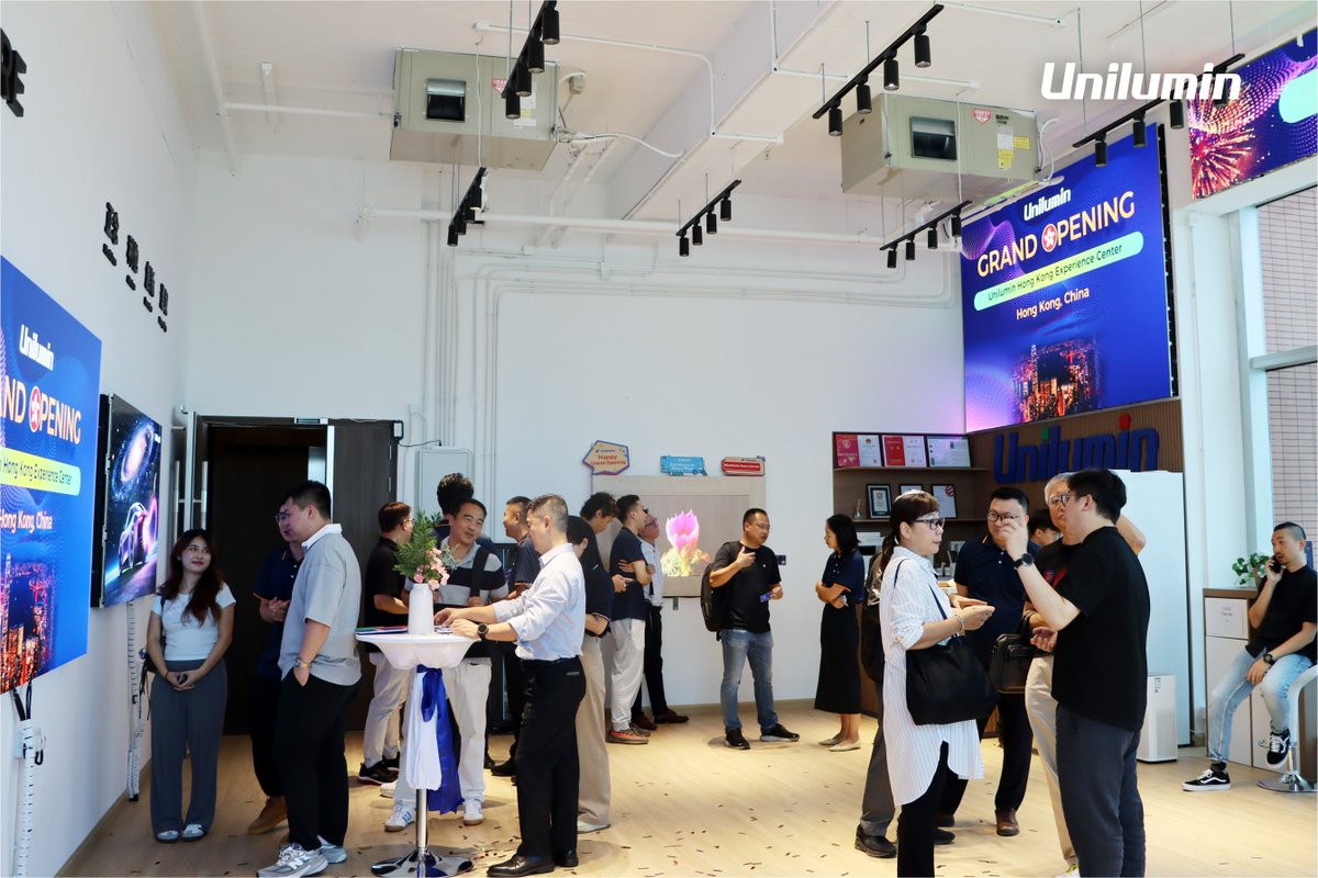 UniluminDisplay's tweet image. Thrilled to celebrate with our partners today as we opened Unilumin’s Hong Kong #ExperienceCenter.🎉Beyond #LEDinnovation &amp;amp; immersive demos, this milestone means we’re now even closer to customers—ready to serve HK &amp;amp; surrounding markets with speed and care. 
#Unilumin #LEDdisplay