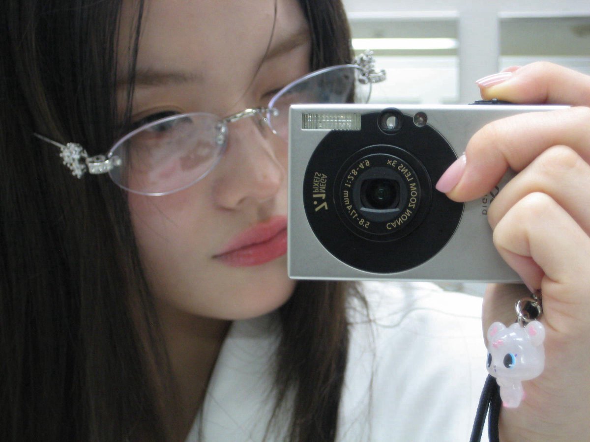 250917 위버스 #이로하 🆙

(⎚⩊⎚) ♫ ✮⋆˙