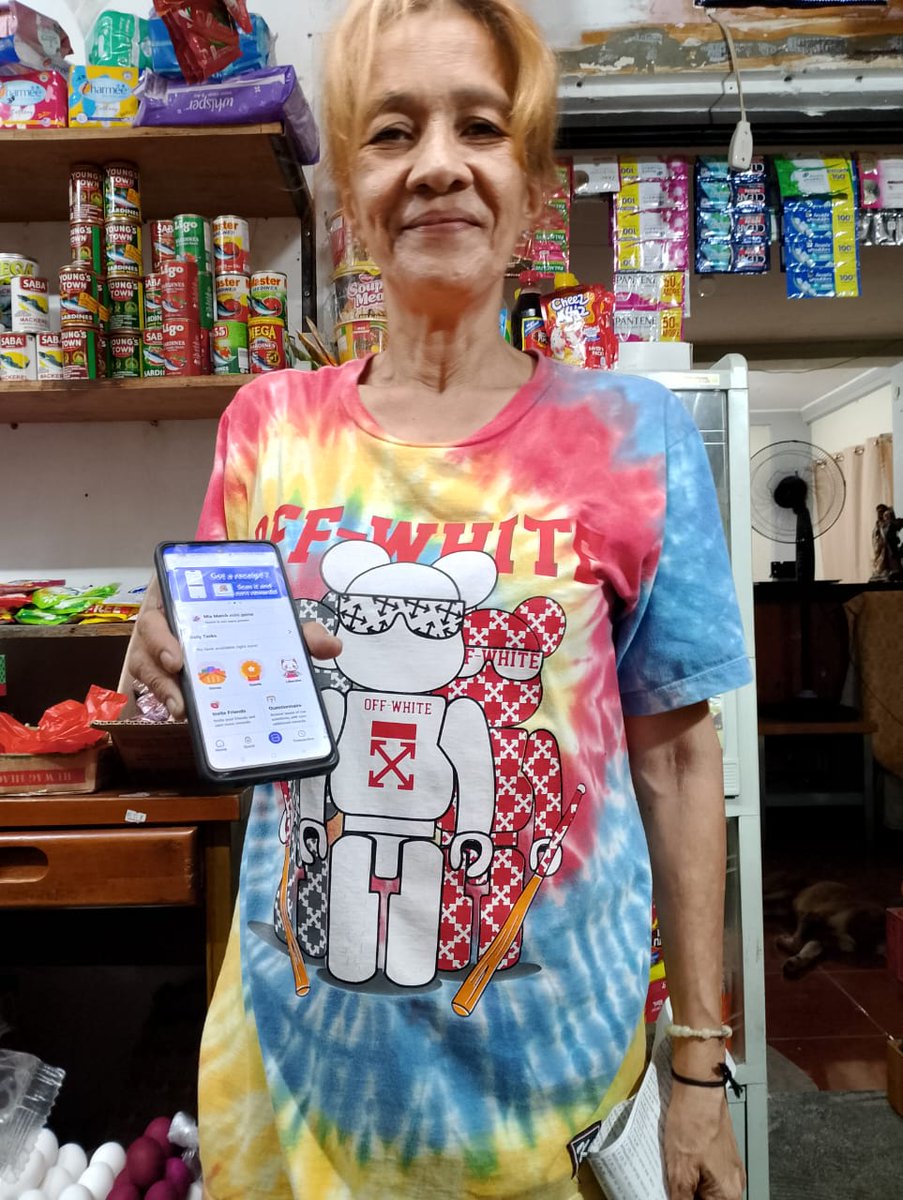 LIBERA_GLOBALAI's tweet image. Libera has officially launched the beta testing of the new app for crowdsourcing in the Philippines and we’re thrilled to welcome our very first users on board! 🇵🇭

These amazing ladies are not only earning points and bonuses by providing valuable insights to FMCG brands, but…