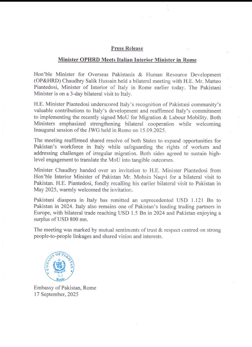 PakinItaly's tweet image. 🇵🇰 Minister #OPHRD @ChSalikHussain met with @Piantedosim at the Interior Italian Ministry earlier today. Both reaffirmed to expanding opportunities for 🇵🇰 workforce in Italy by strengthening #regularmigration through recently concluded MoU while curbing #illegalpathways.
🇵🇰🤝🇮🇹