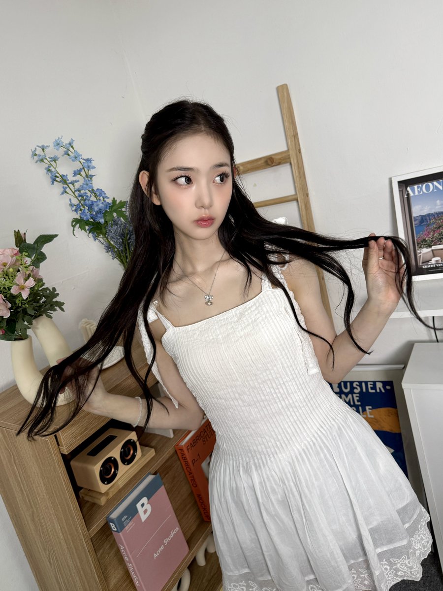 [📸]
❤️250918 HAPPY LEESOL DAY🎉❤️

#KiiiKiii #키키
#LEESOL #이솔
#HAPPY_LEESOL_DAY