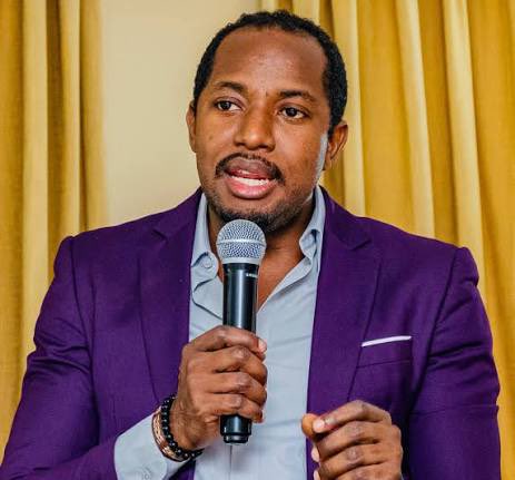 alertinfohaiti's tweet image. Eskandal pirèd ak dola 50 pèp la nan #FNE, selon sous nou rive fè konfyans, se plis pase 5 projè FANTOM DG Sterline Civil deja debloke pou Ekonomis ETZER EMILE sou non kominn SITE SOLÈY. Nap mande #CSCCA ak #ULCC pou yo fè yon ankèt sou jistifikqsyon projè sa yo prese prese.