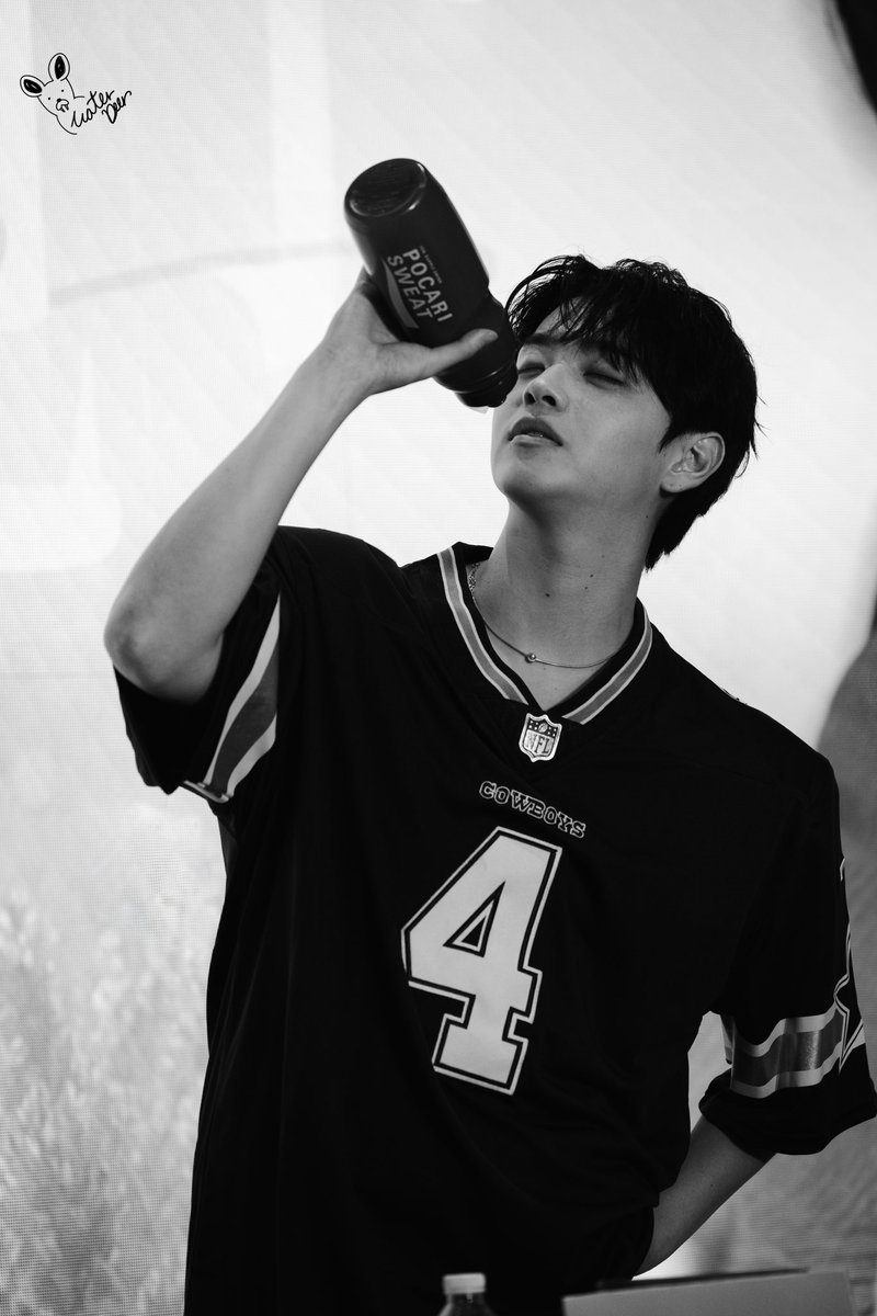 WaterDeer_CEO's tweet photo. 250913 차주완 난징 팬미팅 'Meet with you'

포카리스웨트…2

#차주완 #난징 #팬미팅 #Nanjing #FanMeeting #车柱完 #CHAJOOWAN https://t.co/fDnvGKsubl