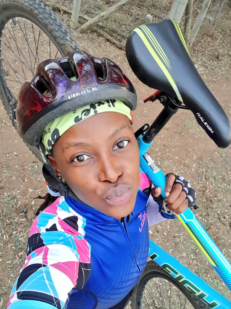 Chubekani nilale..angitsi aniyifuni i summer body nine😅😅