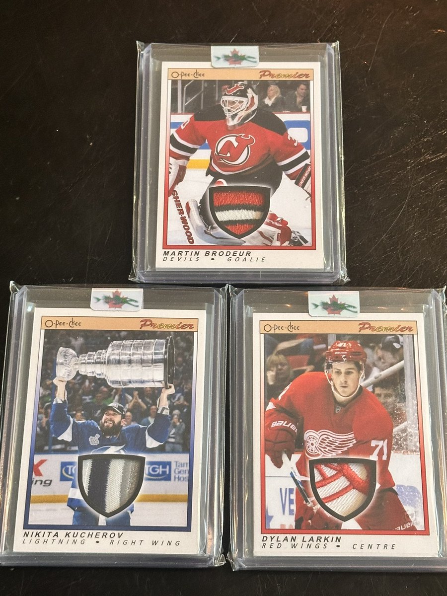danvincent78's tweet image. The season opening 4 night Hockey Only Stack Sale is next week!

Monday 9/22 - Thursday 9/25. ~8:30pm EST start each night.  Monday is the lower end night, with notting over $100.  Tue - Thu are regular low to very high end nights. 

Freebies/Giveaways and combined shipping…