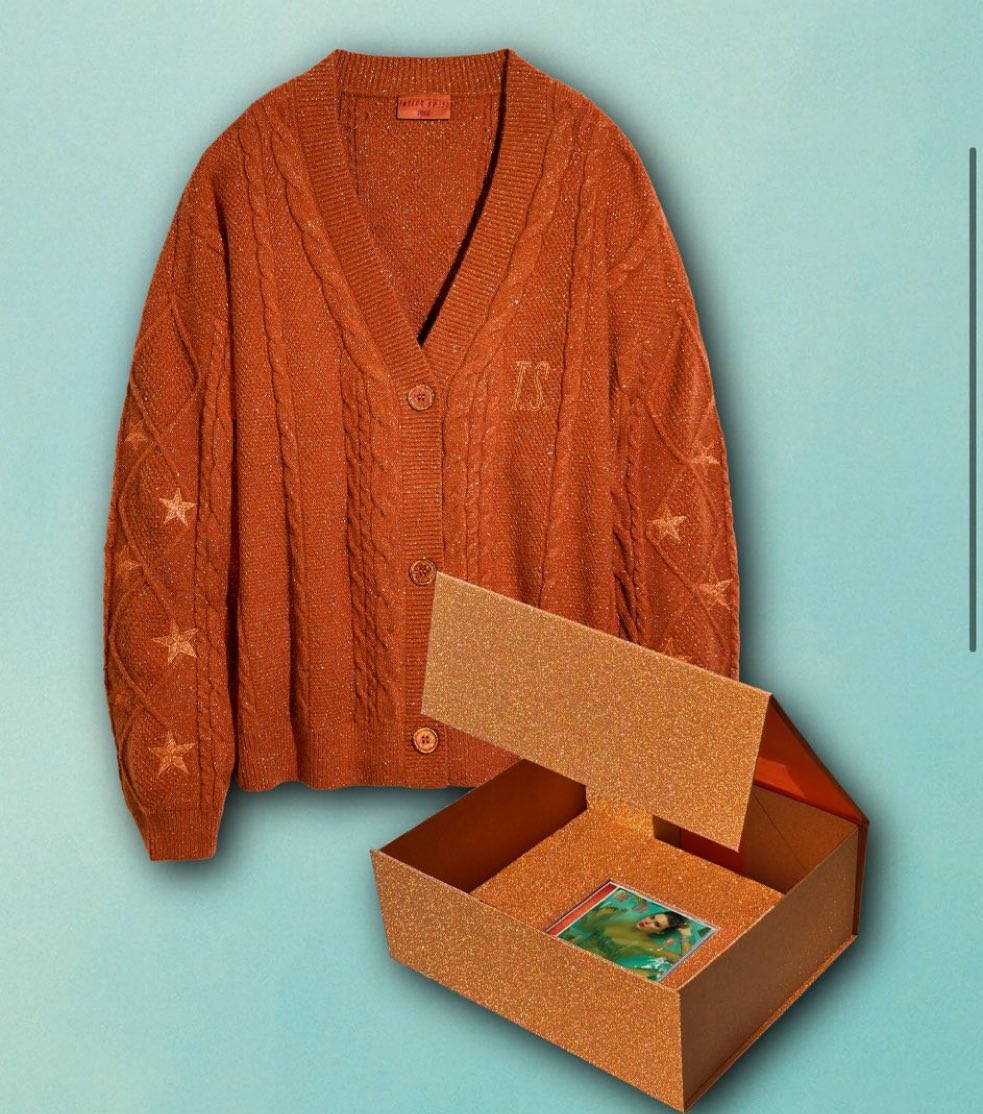 fairyytaleswift's tweet image. now drop the nipple tassels @taylornation13