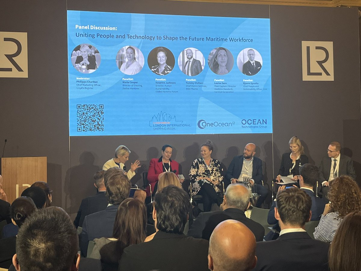 London International Shipping Week 2025 (@liswofficial) on Twitter photo Panellists at <a href="/lloydsregister/">Lloyd's Register</a> Human Capital Management Forum discuss uniting people and #technology to shape the future #maritime workforce. #LISW25 #WeAreLISW Panellists at <a href="/lloydsregister/">Lloyd's Register</a> Human Capital Management Forum discuss uniting people and #technology to shape the future #maritime workforce. #LISW25 #WeAreLISW