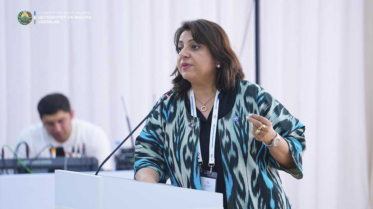 minecofinuz's tweet image. 👥 Forum doirasida "Bozor talablariga mos ko‘nikmalarning kambag‘allikni qisqartirishdagi o‘rni" mavzusida panel sessiya bo‘lib o‘tmoqda

🌐 forumpr.imv.uz

#road_to_prosperity  #poverty_reduction

t.me/minecofinuz/12…