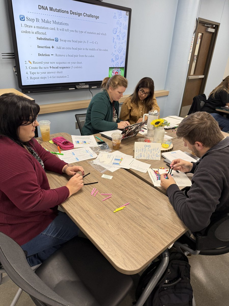 Amber Davisson tweet media