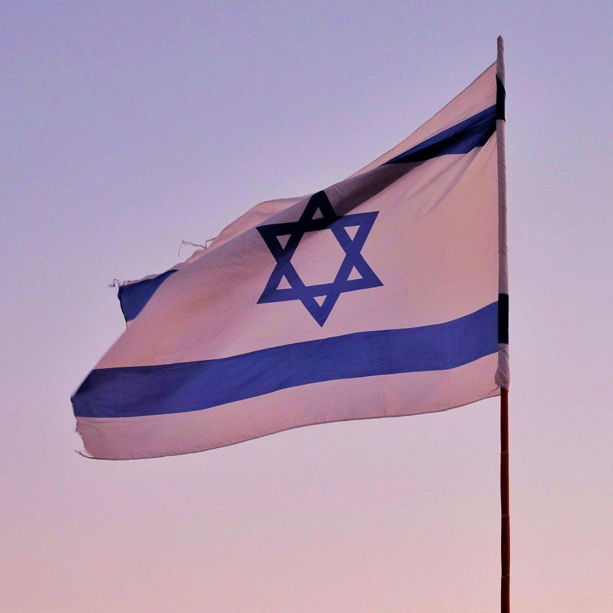 🔴İspanya, İsrail’in katılması halinde 2026 Dünya Kupası’na katılmama kararı almayı düşünüyor. 

-Mundo Deportivo