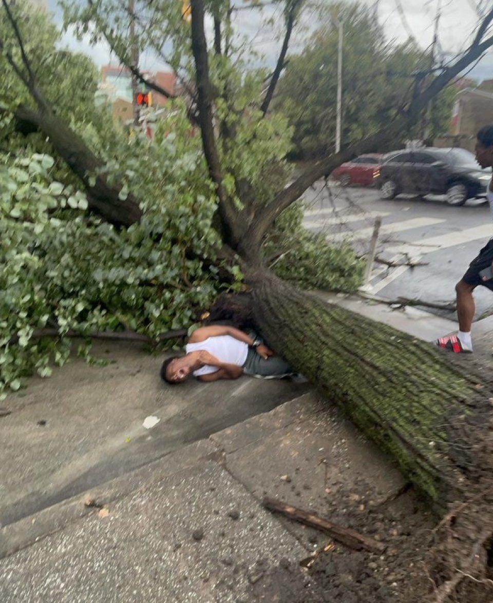 niallpta's tweet image. having to wait another week for this movie feels like this