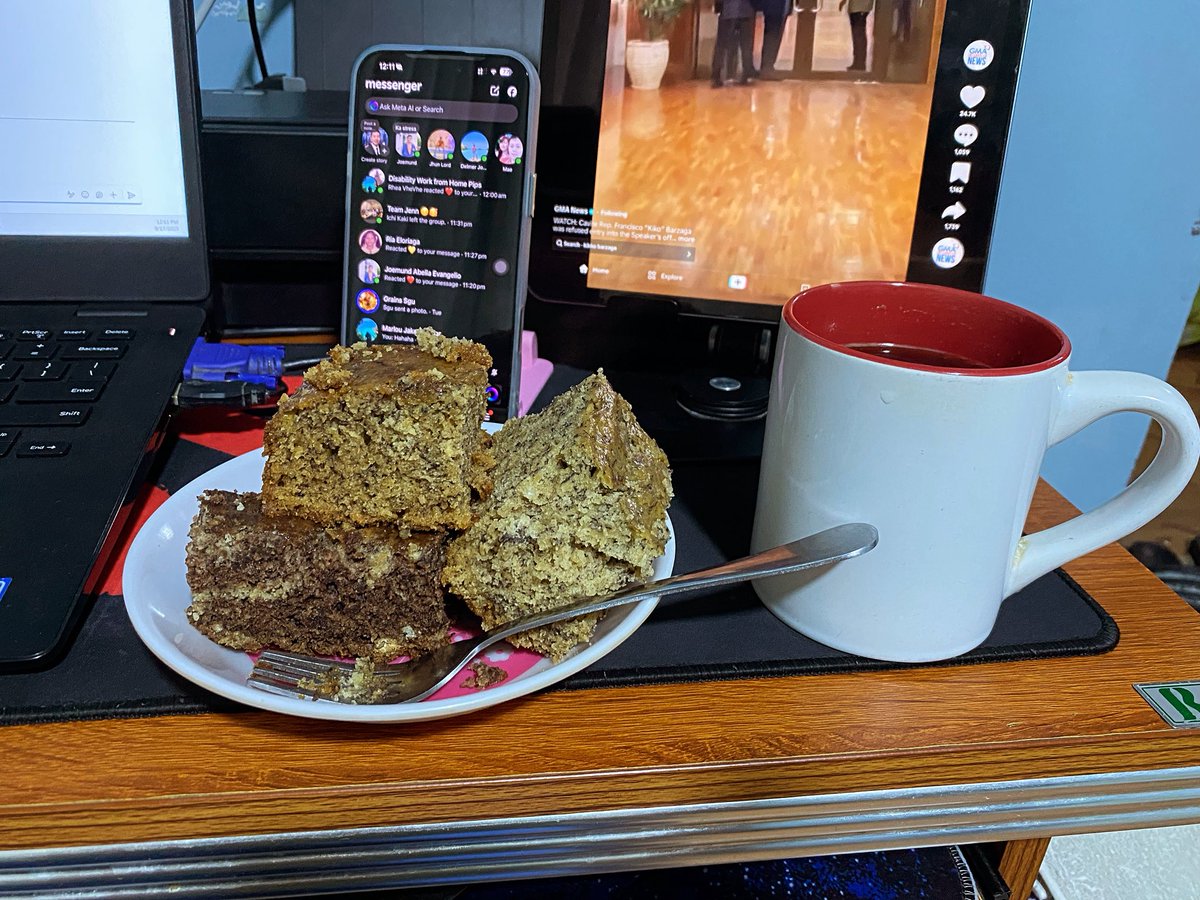 Banana bread 🍌 🍞  and Coffee ☕️ while on Lunch Break! 🥰 Pamahaw ta!!!! #babanabread  #coffee  #lunchbreak #kaonta