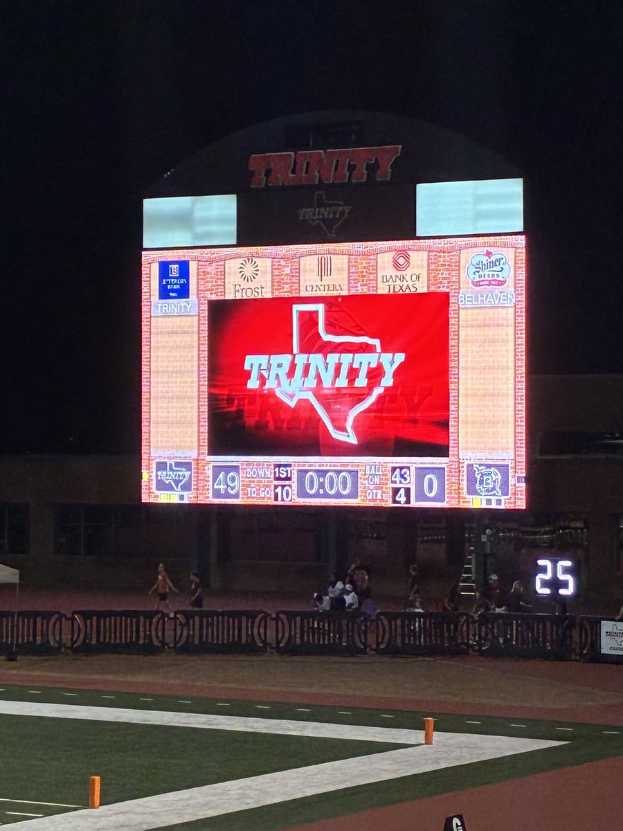 Saturday night in San Antonio was amazing!  Loved watching the Tigers get a big win!  So excited for my future At Trinity University!