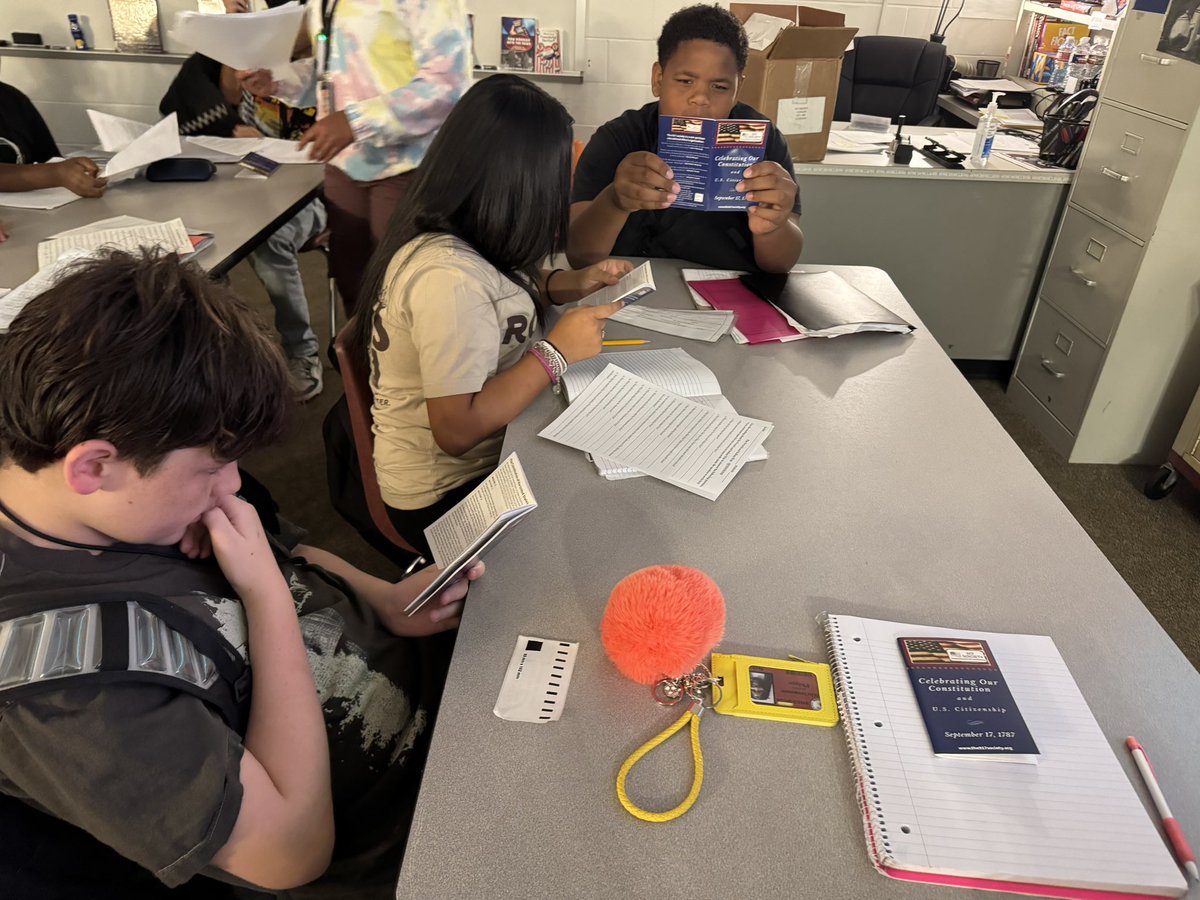 Angela McDaniel tweet media