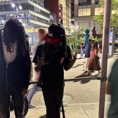 i__iu's tweet photo. Me n lil roy in the cut #ScarySight #NewProfilePic https://t.co/KHnOt0QMXu