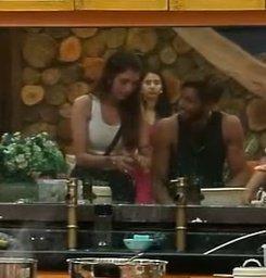 WE'RE SO BACKK SCREAMING 

[ #bahana • #bigboss19 • #baseerali • #farrhanabhatt ]