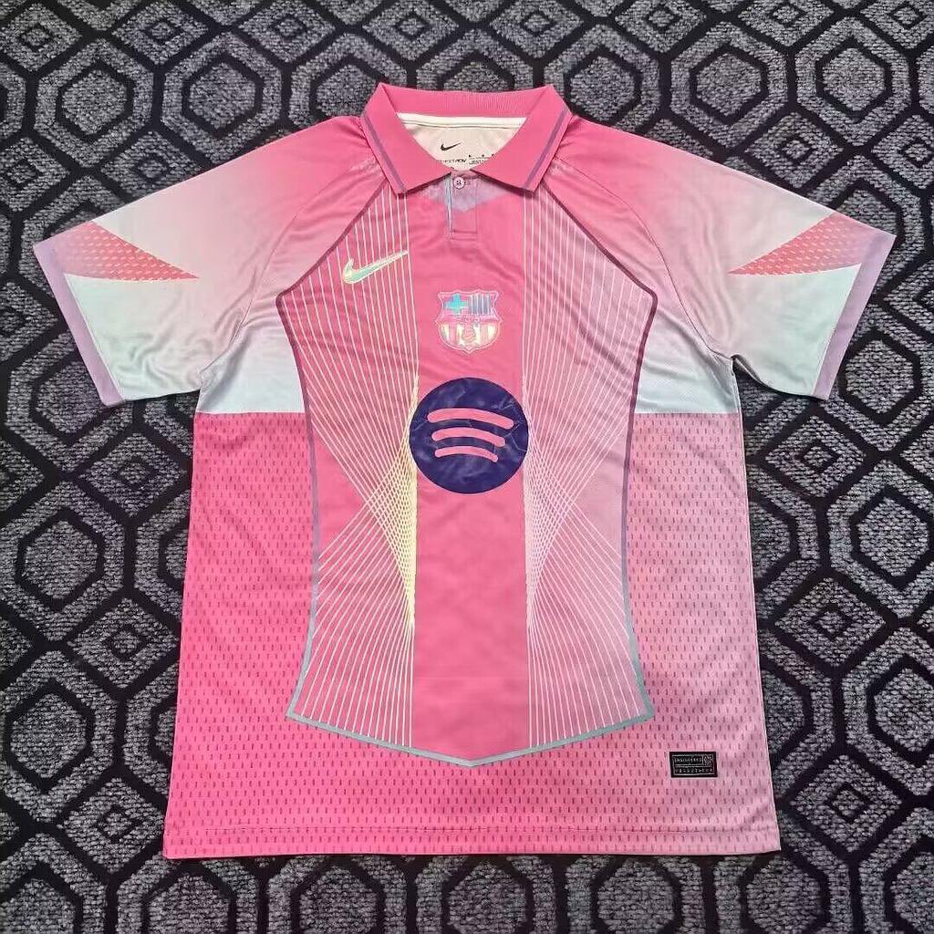 Tagelca's tweet photo. 🚨SORTEO EXPRESS🚨

Para celebrar el regreso de la Champions League sorteo de una camiseta a elegir de cualquier equipo clasificado.

Para participar: 
- Seguir a @Ctinfo_17 y @Tagelca 
- Dar RT ✅
- Mencionar a 1 amigo 

🍀 Ganador mañana Jueves 18 de Septiembre. SUERTE‼️ https://t.co/cAC8hMZ3BG