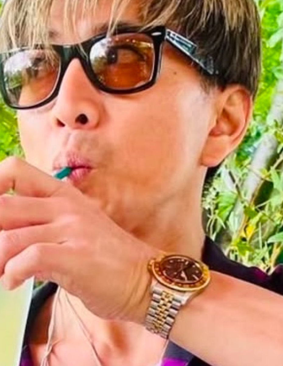 kp123_kr's tweet image. 誠也くん？？？？？
真似して買ったのか木村さんからいただいたのかどっち？
#Aぇヤンタン #末澤誠也 #木村拓哉