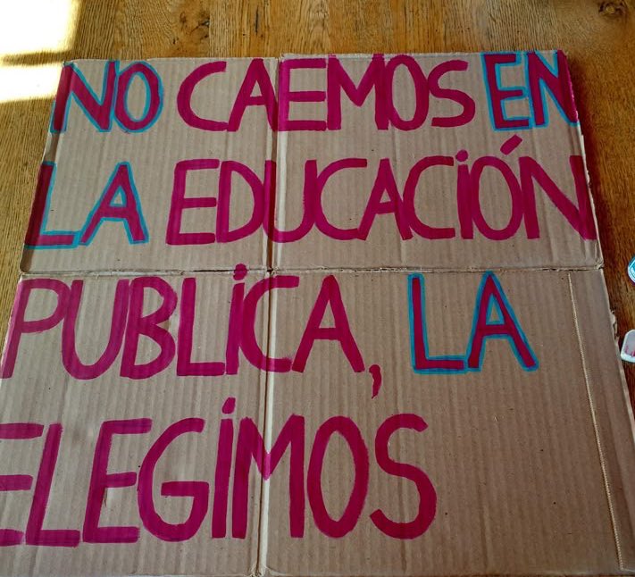 Camilantelo's tweet photo. Hoy son de esos días para que te fijes realmente de que lado de la mecha te encontras? No es tan difícil https://t.co/skXQPaASeA