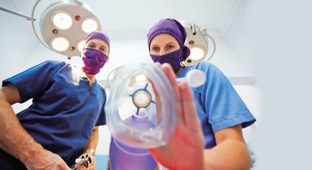 Hastalarımızın nefesi bizlere emanet,
ama bizim nefesimiz daralıyor işsizlik yüzünden.
Bir nesil umutsuzluğa sürükleniyor.
#AnesteziBilalBeyiBekliyor