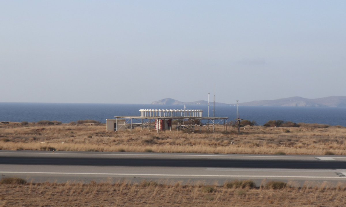 alltheVORs's tweet photo. For #VORvednesday this week we have another VOR spotted on my summer holiday travels - Iraklion VOR (IRA) which is on the northern side of Heraklion airport in Crete 🇬🇷 

#IRA #HER #Iraklion #Crete #VOR #NAVAIDS #EuroControl #HCAA https://t.co/MG3qbOXJDz