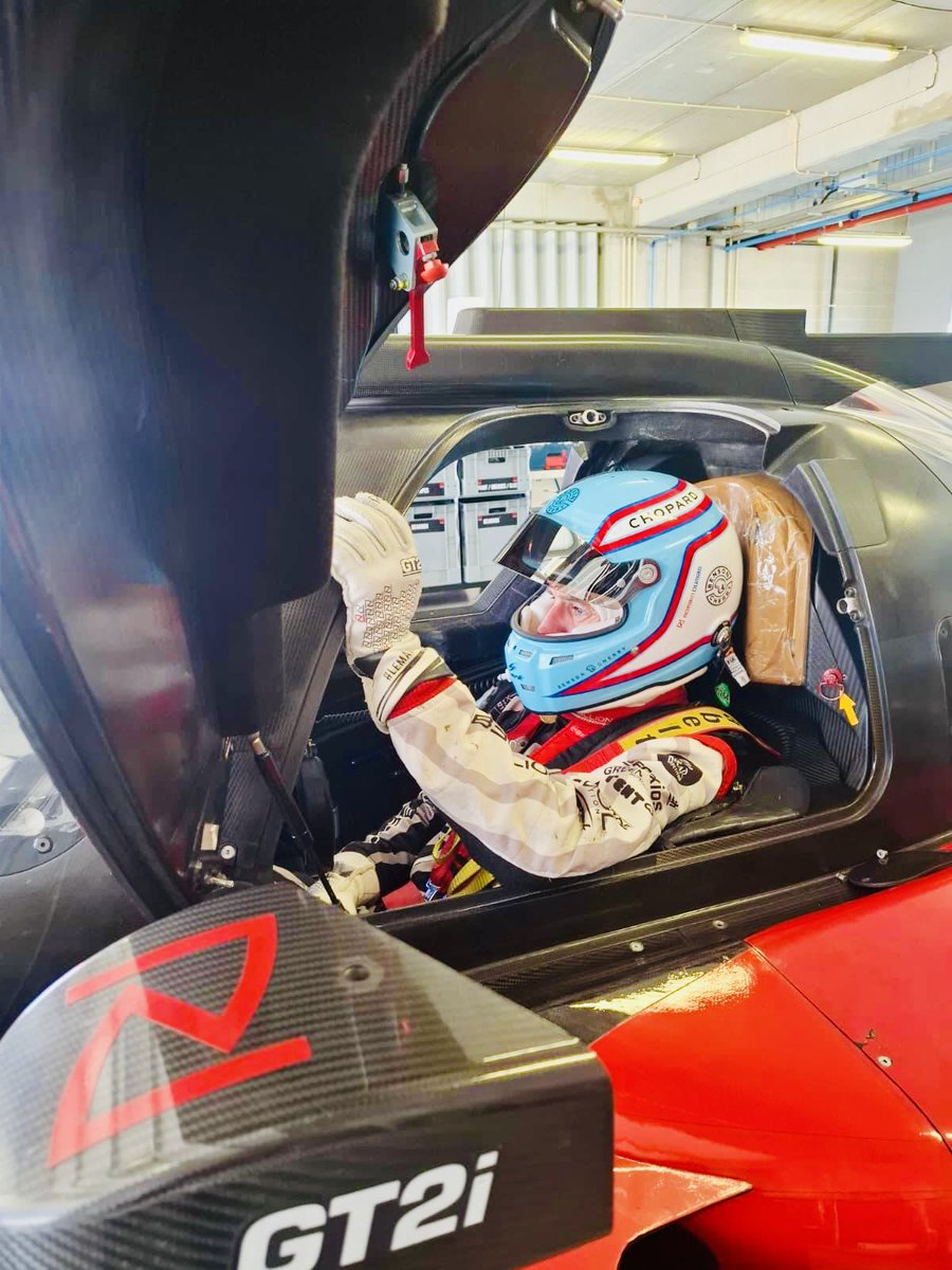 Back to business. And having fun !!
 2 days of testing in Portimao with <a href="/RDlimitedTeam/">RD Limited</a> ⬛️🟥