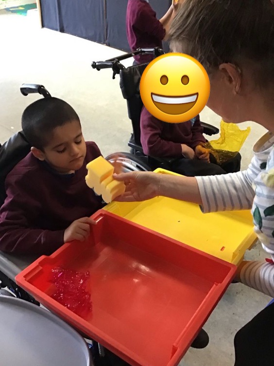 Beltrees class are practising their colour sorting skills. The children were so pleased that they were able to put the items in the correct trays - well done boys!