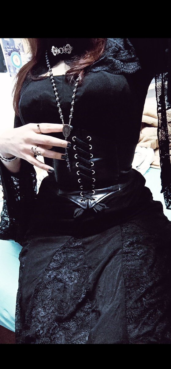 tfamIdoing2nd's tweet image. Like or repost for moots! ཐི( ´ཀ` )ཋྀ
✧ she/her, bi , MDNI
✧ hsr, zzz, path to nowhere, hi3rd, wildrift,wuwa, roblox,
✧LOYAL and annoying ig 
✧I read manga/manhwa 24/7

(WILL eat your soul)#promotwt #Anitwt #mangatwt