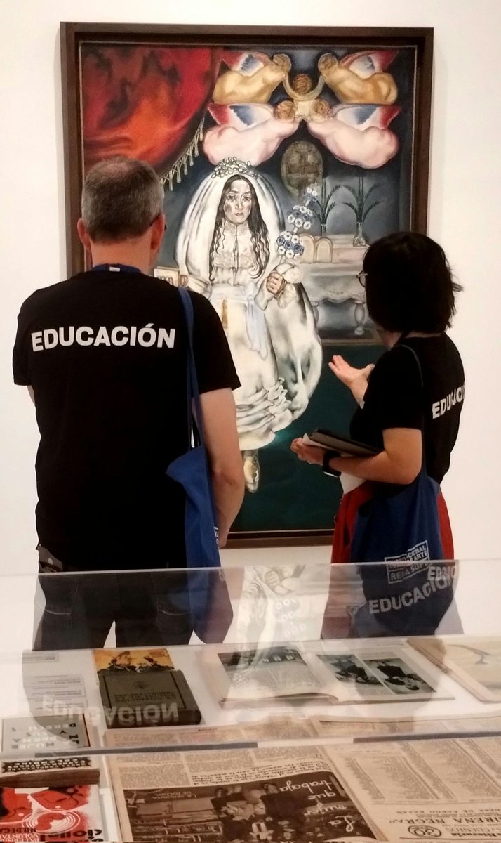 MuseoVigilante's tweet photo. De lo mejor del Museo, el equipo de mediación. Servicio gratuito y de calidad. Lo encontrarás en la web y en planta 2 junto a la sala 203 https://t.co/4bqBYepo2J