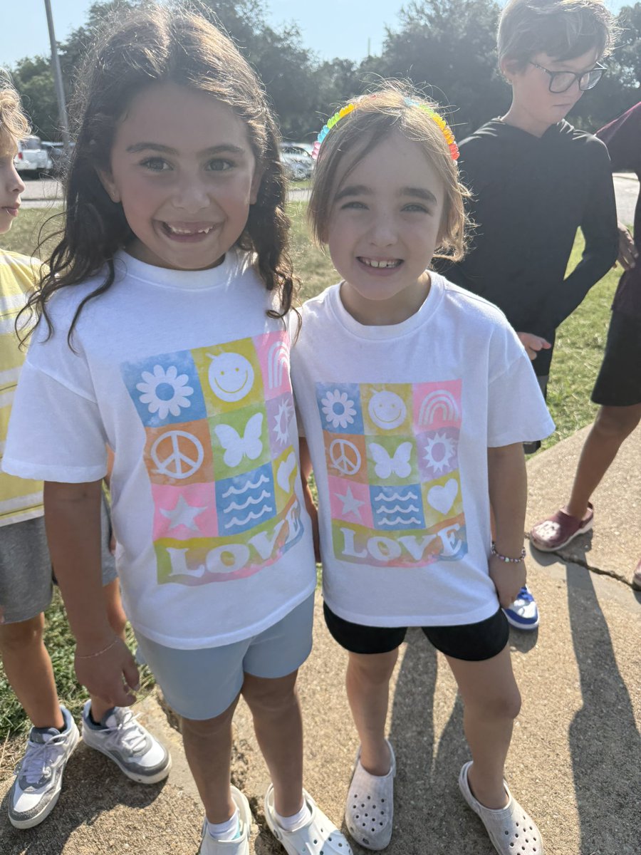 Twinning at SBE! #theresnoplacelikesbe #sbetwinning