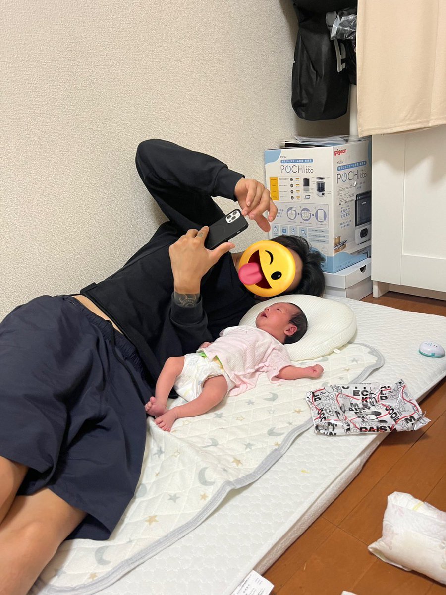 ta95_grb's tweet photo. 搬出動画見せてる https://t.co/oXoZKV6Gow