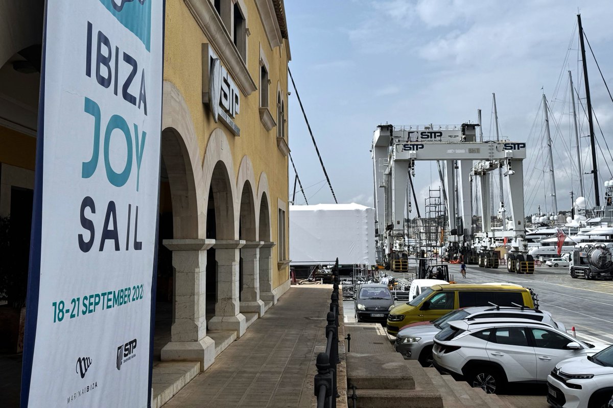 Tomorrow the Ibiza JoySail superyacht regatta kicks off, and at STP we have everything ready to enjoy a very special new edition. We wish everyone an excellent crossing and fair winds!

#STP #STPShipyardpalma #palmademallorca #ibizajoysail #regatta #perpetualtrophy #IJS25