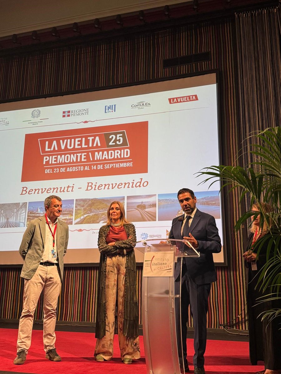 Italy in Spain tweet media