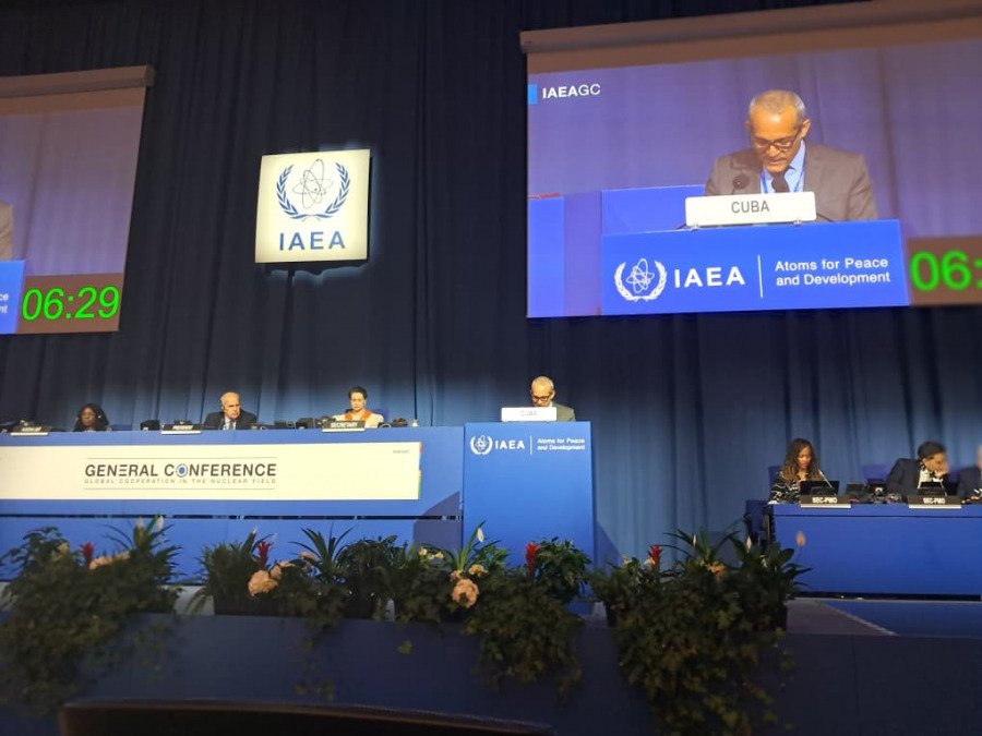 citmacuba's tweet photo. #Cuba denunció que se prioricen las armas nucleares sobre el desarrollo sostenible y reiteró su compromiso con desarme nuclear transparente, verificable e irreversible, en 69 Conferencia de Organismo Internacional Energía Atómica @iaeaorg
@ArmandoRguezB 
https://t.co/Qh6oD1wTpm https://t.co/5L5zzZeYJO